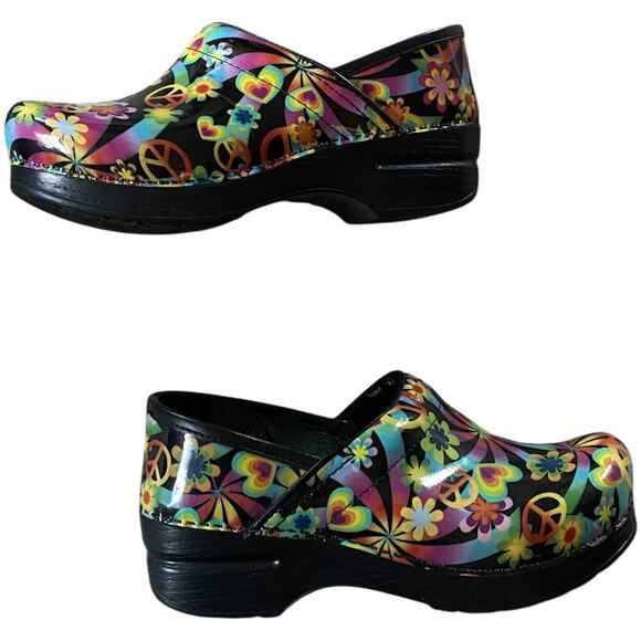 Sanita Patent Leather Nurse Clogs EU 35 US4 Colorful Floral Slip Ons - Picture 1 of 12